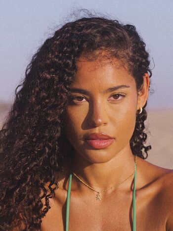 Full leaked Malaika terry page private photo