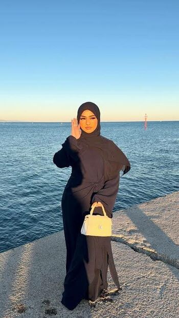 Full leaked Malaikahusayn private photo