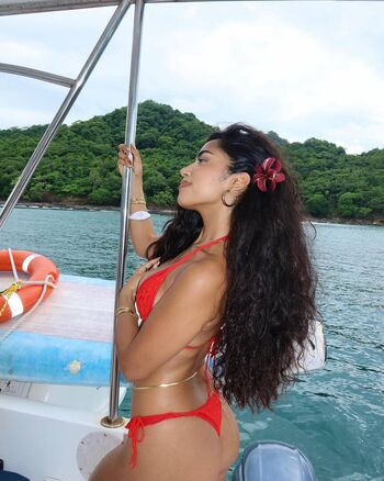 Full leaked Mali nalli private photo