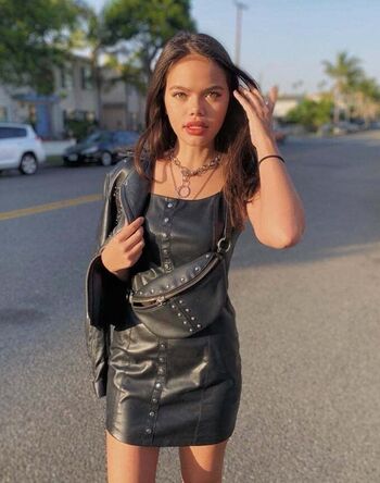 Full leaked Malia pyles private photo