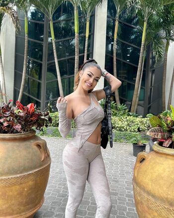 Full leaked Malu trevejo  page private photo