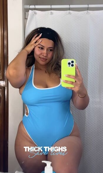 Full leaked Mama e private photo