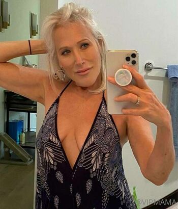 Full leaked Mama electra page private photo