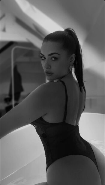 Full leaked Manon didier private photo