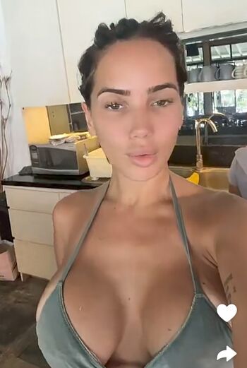 Full leaked Manon marsault private photo