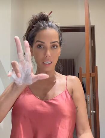Full leaked Manon marsault private photo