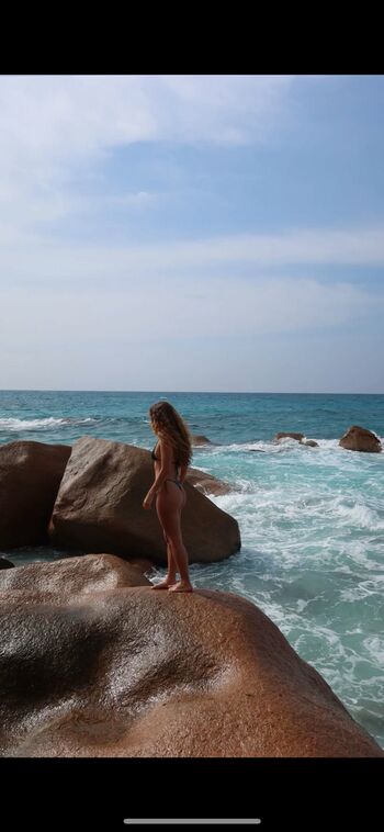 Full leaked Manon pasquier private photo