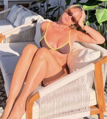 Full leaked Manonjkrr private photo
