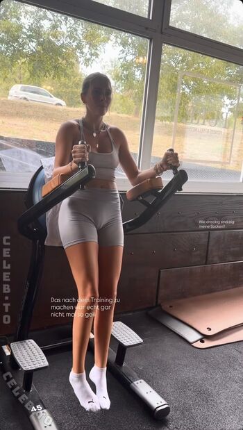 Full leaked Mara hulbach private photo