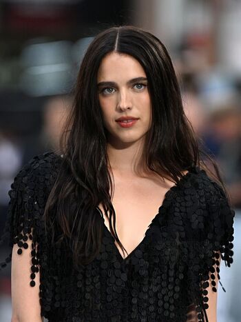Full leaked Margaret qualley page private photo