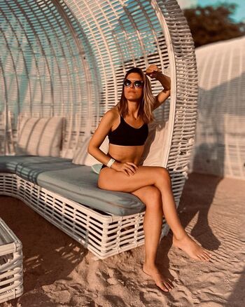 Full leaked Margot dumont private photo