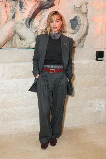 Full leaked Margot robbie private photo