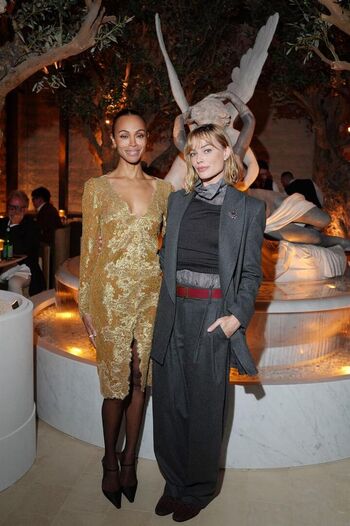 Full leaked Margot robbie private photo