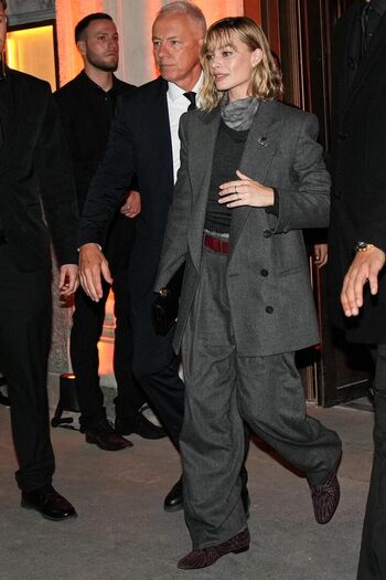 Full leaked Margot robbie private photo