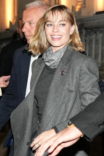 Full leaked Margot robbie private photo