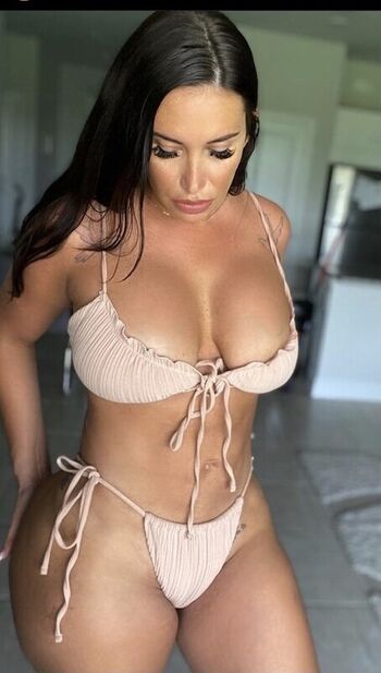 Full leaked Mariahhbrianne page private photo