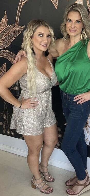Full leaked Mariahhbrianne page private photo
