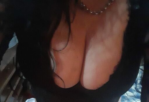 Full leaked Mariana private photo