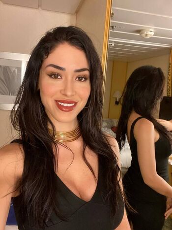 Maricel Freire Hotwife