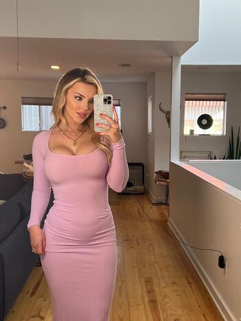 Full leaked Mariedeemelons private photo