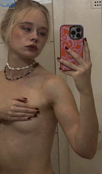 Full leaked Marieejoan private photo