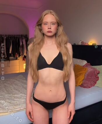 Full leaked Marieejoan private photo