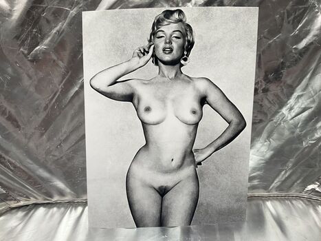 Full leaked Marilyn monroe private photo