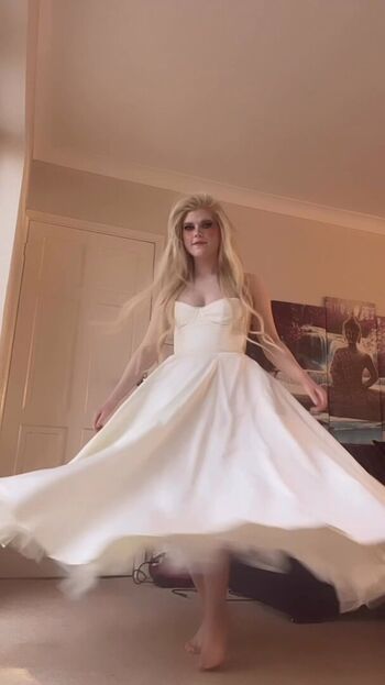 Full leaked Marina joyce private photo