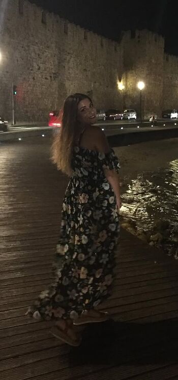 Full leaked Marina pezouvani private photo