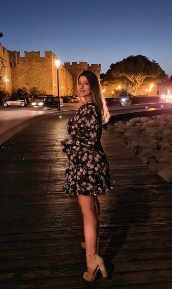 Full leaked Marina pezouvani private photo