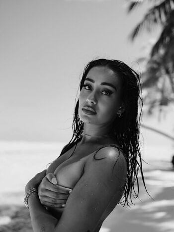 Full leaked Marinariverss private photo