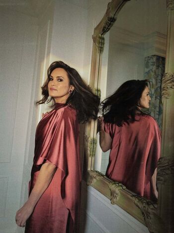 Full leaked Mariska hargitay private photo