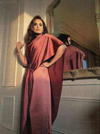 Full leaked Mariska hargitay private photo