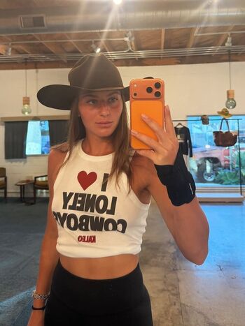 Full leaked Marta kostyuk private photo