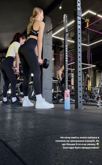 Full leaked Mary lvk page private photo