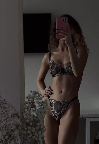 Full leaked Mary lvk private photo