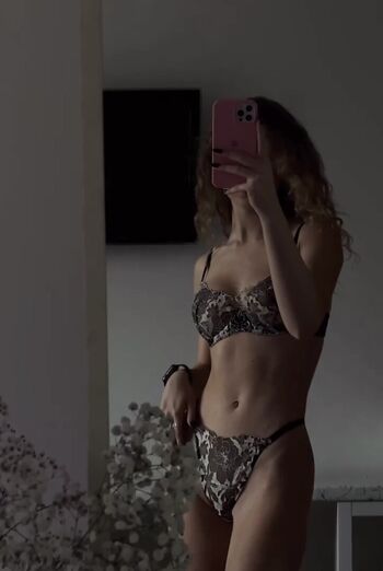 Full leaked Mary lvk private photo