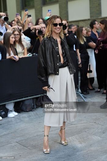 Full leaked Matilda lutz private photo