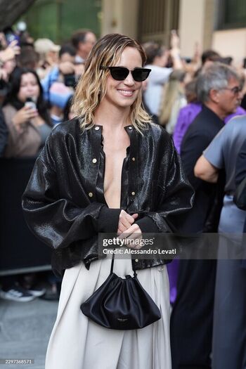 Full leaked Matilda lutz private photo