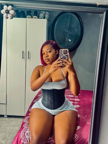 Full leaked Matshidiso private photo