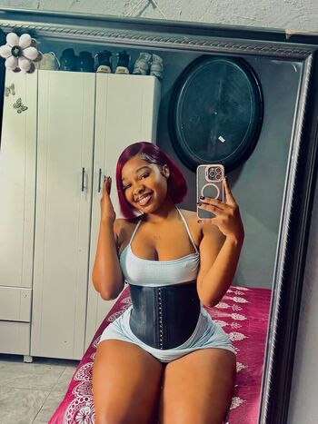 Full leaked Matshidiso private photo