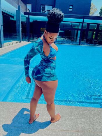 Full leaked Matshidiso private photo