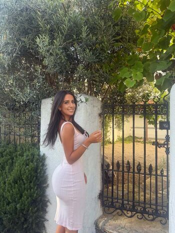 Full leaked Maya abughosh private photo