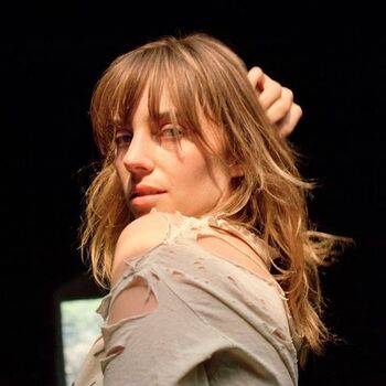 Full leaked Maya hawke private photo
