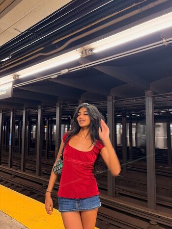 Full leaked Maya mayanalluri private photo