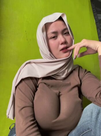 Full leaked Maya permata private photo