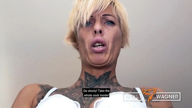 Full leaked Maya wagner private photo