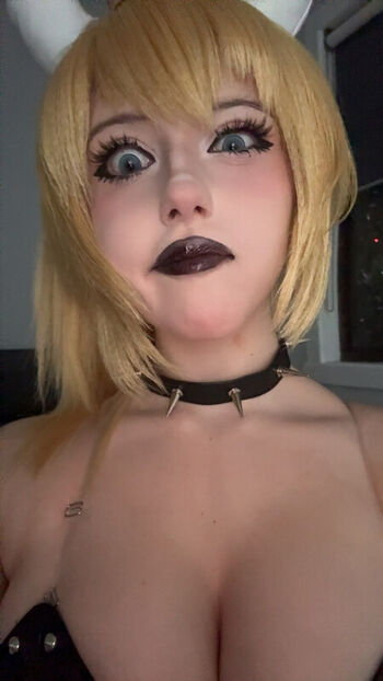 Full leaked Irlkitsune private photo
