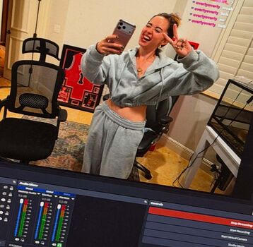 Full leaked Mayahiga private photo