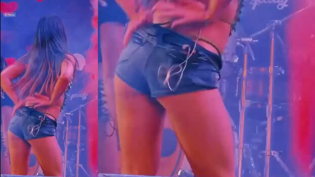 Full leaked Mc melody private photo